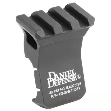 Daniel Defense 0302913017 1 O'Clock Offset Rail Black
